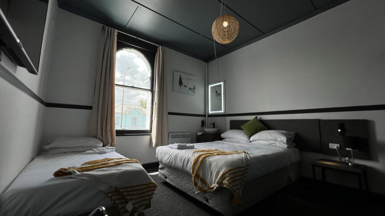 Railway Hotel Winton Экстерьер фото